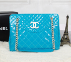 2013 Chanel Patent Leather Shoulder Bag A2236 Green A2236