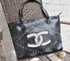 2015 Chanel Tote Bag Calfskin Leather A68088 Black A68088