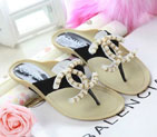 2016 chanle Flip-flops shoes with Pearl CHW1070