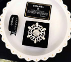 2018 Chanel Brooch CJ0106