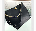 2018 Chanel Hobo Handbag A57576