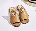 2018 Fendi women Slippers in Calfskin leather