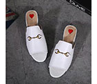 2018 gucci women Slippers in leather