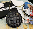 2019 Chanel Clutch with Chain A81599