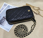 2019 Chanel classic clutch with chain A70655