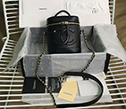 2019 Chanel vanity case AS0323