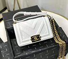 2019 Le Boy Chanel Flap Shoulder Bag A67085