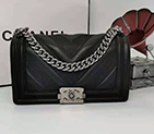 2019 Le Boy Chanel Flap Shoulder Bag A67086