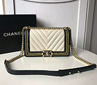 2019 Le Boy Chanel Flap Shoulder Bag A67086