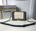 2019 Le Boy Chanel Flap Shoulder Bag A67085