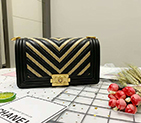 2019 Le Boy Chanel Flap Shoulder Bag A67086