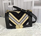 2019 Le Boy Chanel Flap Shoulder Bag A67085