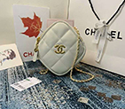 2020 Chanel small diamond bag AS2201