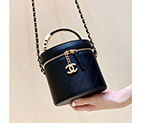 2020 Chanel vanity case AS1625