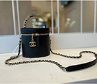 2020 Chanel vanity case AS2061