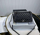 2020 boy chanel handbag A67086
