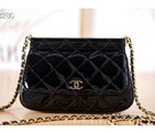 2022 Chanel CLUTCH WITH CHAIN AP3006