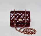 Chanel A67116 Classic mini Flap Bag Patent leather Claret in Gold A67116