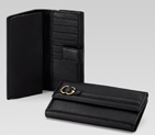 continental wallet with double G detail