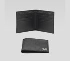 bi-fold wallet with interlocking G ornament