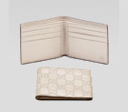 bi-fold wallet