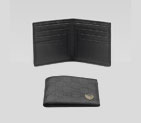 bi-fold wallet with metal gucci crest detail