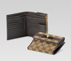 flap french wallet with bow and interlocking G detail