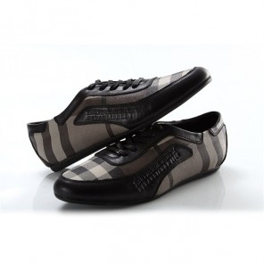 2013 latest Burberry men shoes