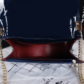 2014 Le Boy Chanel Flap Shoulder Bag Original Patent Leather A68915 Blue
