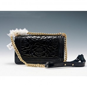 2015 Boy Chanel Flap Shoulder Bag in Patent Leather A6853 Black