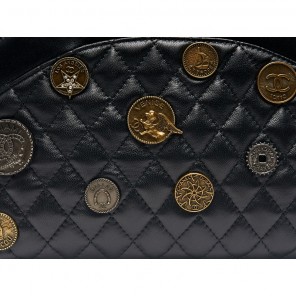 2015 Chanel Badge Shoulder Bag Sheepskin Leather A8872 Black