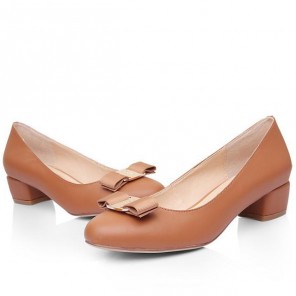 2015 Ferragamo patent leather bow shoes