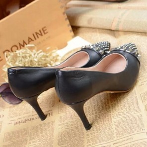2015 gucci women high-heeled shoes with Rivet