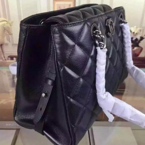 2016 Chanel Shoulder Bag in original Leather A93021 Black