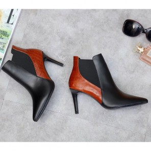 2016 Fendi women Boots in Calfskin leather