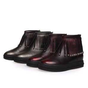 2016 Mcqueen women Boots in Calfskin leather