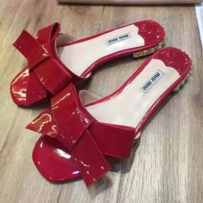2016 Miu Miu women Slippers in Patent leather