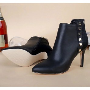 2016 Valentino women Boots in Calfskin leather