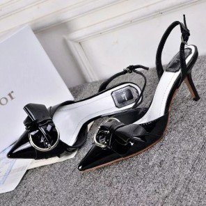 2016 gucci Latest women Sandals in Patent leather Heel Height 7cm