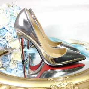 2016 latest Christian Louboutin high-heeled shoes 11cm