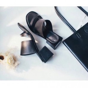 2017 Dior women Flat Slippers in Calfskin leather