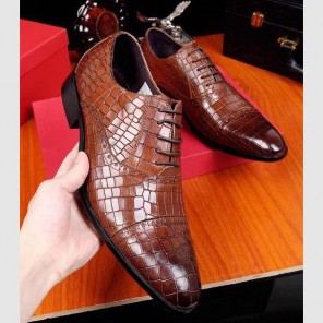 2017 Ferragamo men shoes in Calfskin leather