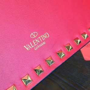 2017 Valentino ROCKSTUD CLUTCH 0118A