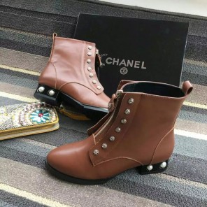 2017 chanle women Boot in Calfskin leather