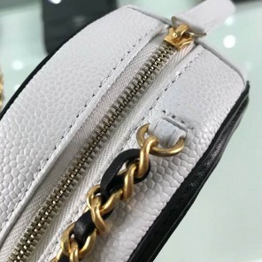 2018 Chanel Clutch with Chain