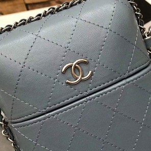 2018 Chanel Mobile phone bag with Chain