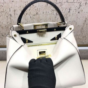 2018 Fendi PEEKABOO REGULAR BAG
