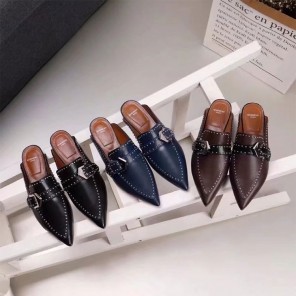 2018 Givenchy women shoes in Calfskin with rivet