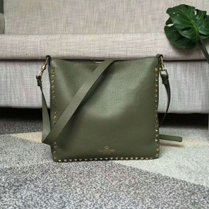 2018 Valentino GUITAR ROCKSTUD ROLLING HOBO BAG