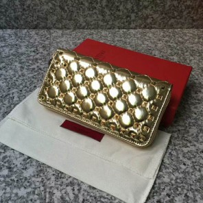 2018 Valentino Garavani Rockstud Spike wallet